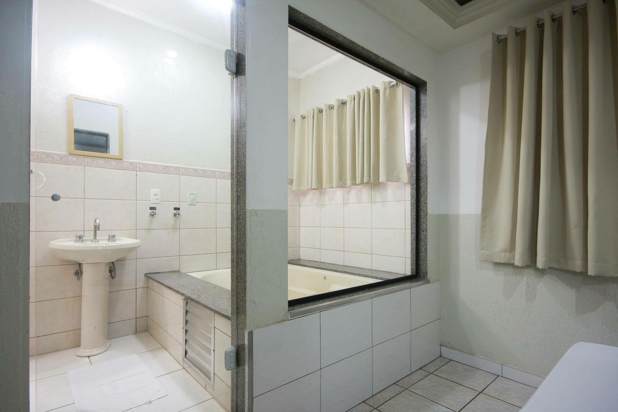 Motel Sensacao Adults Only Мауа Екстер'єр фото